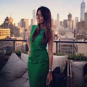 Fitted green midi dress.